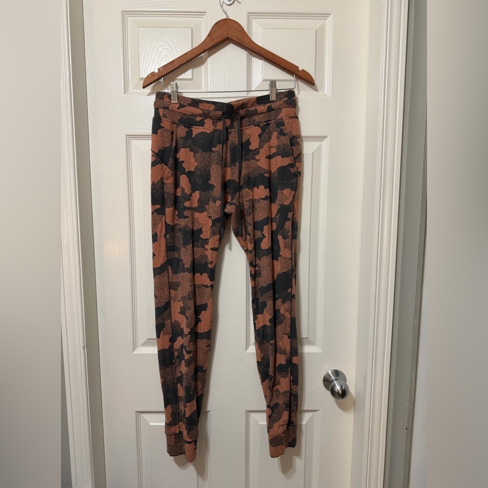Lululemon ready to rulu joggers size 8 euc